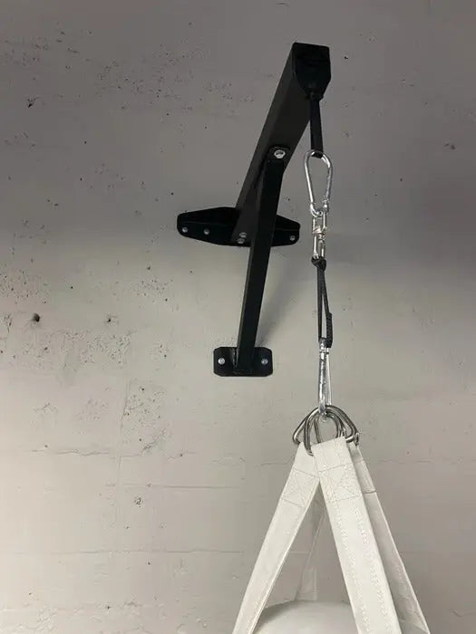 Fuji Bag Chains + HD Swivel in use with a Fuji Havey bag sling