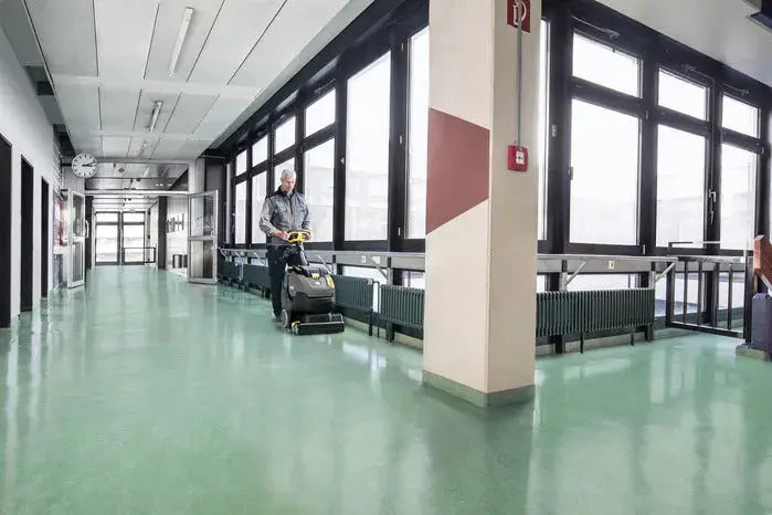 Karcher Scrubber Drier BR 45/22 C BP in action