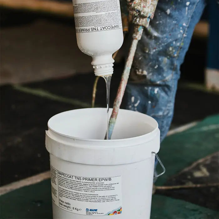Mapei Mapecoat TNS Primer EPW being mixed